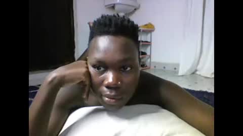 sexqueen02 online show from 02/05/25, 11:23
