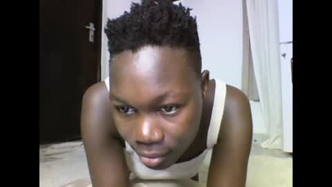 sexqueen02 online show from 02/13/25, 03:18