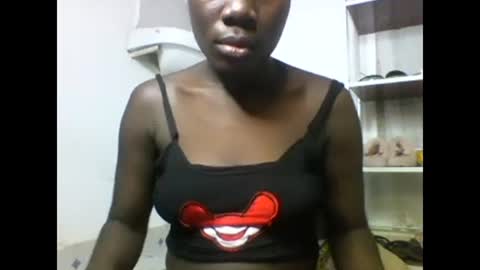 sexqueen02 online show from 02/22/25, 03:45