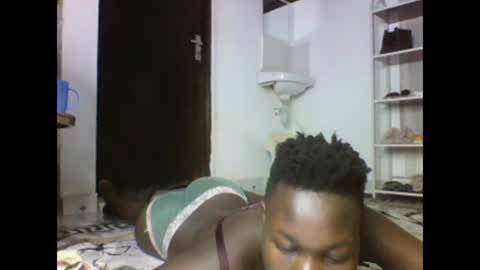 sexqueen02 online show from 02/26/25, 04:25