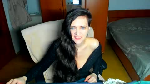 sexqueen1111 online show from 06/02/26, 07:16
