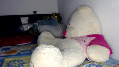 Snapshot of sexseason777 chatting on 11/23/25, 01:05 STIIV G online show from 11/23/25, 01:05