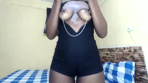 Snapshot of sextgoddessx chatting on 03/18/26, 05:10 sextgoddessx online show from 03/18/26, 05:10