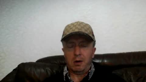 Snapshot of sextv1000 chatting on 07/06/26, 07:38 KingOfCumalott online show from 07/06/26, 07:38