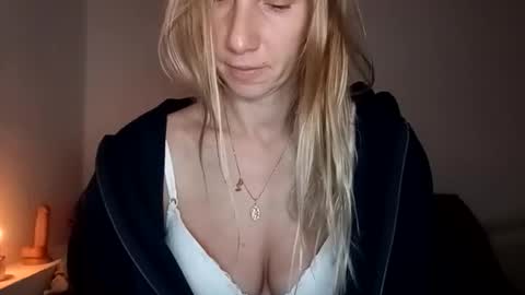 Snapshot of sexualangel chatting on 02/02/26, 04:33 Verona online show from 02/02/26, 04:33