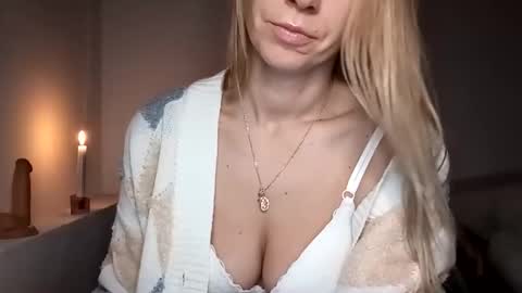 Snapshot of sexualangel chatting on 02/05/26, 04:39 Verona online show from 02/05/26, 04:39