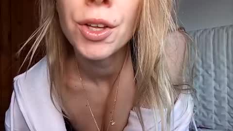 Snapshot of sexualangel chatting on 03/05/26, 07:26 Verona online show from 03/05/26, 07:26