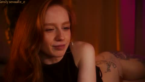 Snapshot of sexualiz_e chatting on 09/23/25, 10:57 Liz online show from 09/23/25, 10:57