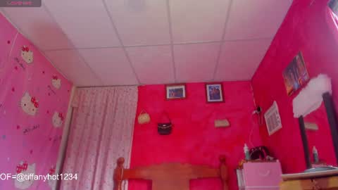 Tifanny Benitez  online show from 06/27/26, 08:03