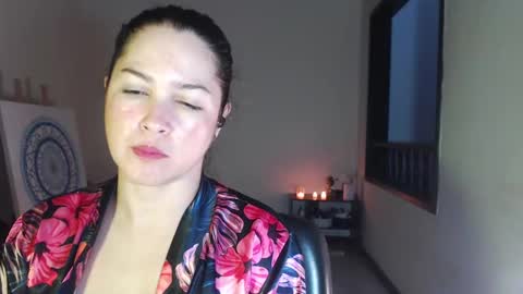 Snapshot of sexwwoman chatting on 01/06/25, 11:09 CHIARA online show from 01/06/25, 11:09