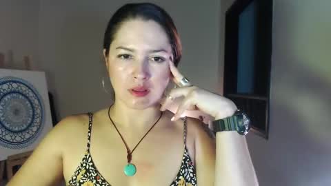 Snapshot of sexwwoman chatting on 01/25/25, 11:54 CHIARA online show from 01/25/25, 11:54