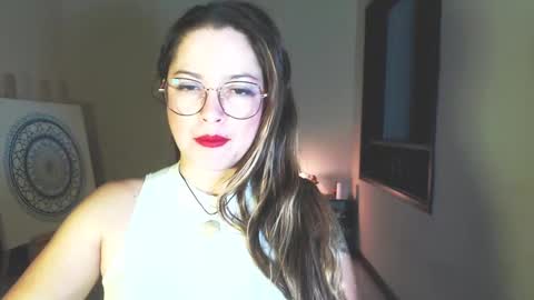 Snapshot of sexwwoman chatting on 02/08/25, 01:54 CHIARA online show from 02/08/25, 01:54