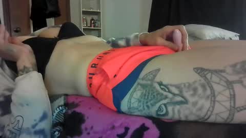Leeah CloudZzz online show from 05/19/26, 08:48