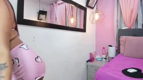 Snapshot of sexxxhorny_ chatting on 10/30/25, 03:08 sexxxhorny_ online show from 10/30/25, 03:08