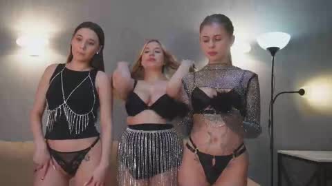 Hannah Monica Annie Andrea Eva Lina online show from 03/03/25, 10:28