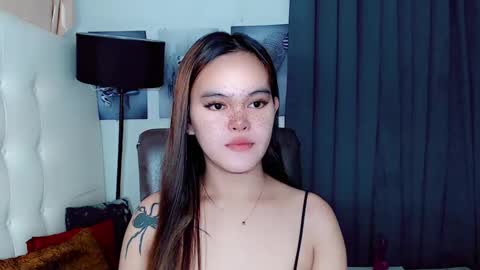 sexxxy_caroline online show from 02/05/25, 08:32