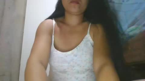 Snapshot of sexxxymomsh chatting on 06/02/26, 08:00 sexxxymomsh online show from 06/02/26, 08:00