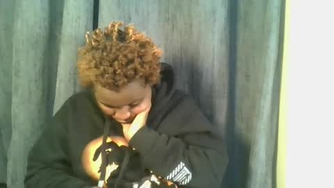 Snapshot of sexxy_amira chatting on 10/26/25, 09:37 sexxy_amira online show from 10/26/25, 09:37