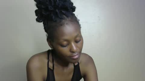 sexxy bum online show from 02/06/25, 01:05