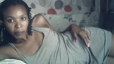 Snapshot of sexxy_curvy23 chatting on 03/13/26, 08:04 sexxy_curvy23 online show from 03/13/26, 08:04