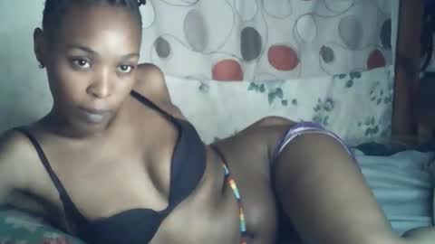Snapshot of sexxy_curvy23 chatting on 03/26/26, 09:42 sexxy_curvy23 online show from 03/26/26, 09:42