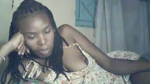 Snapshot of sexxy_curvy23 chatting on 06/23/26, 03:59 sexxy_curvy23 online show from 06/23/26, 03:59