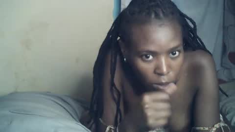 Snapshot of sexxy_curvy23 chatting on 06/27/26, 05:23 sexxy_curvy23 online show from 06/27/26, 05:23