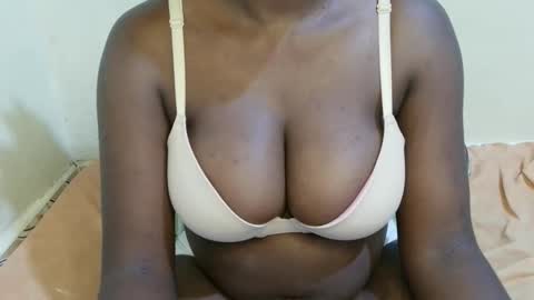 sexxy_maya1 online show from 05/06/26, 07:08