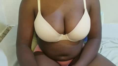 sexxy_maya1 online show from 05/14/26, 09:54
