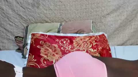 sexxy_maya1 online show from 06/25/26, 05:12