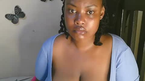 Snapshot of sexxy_mish chatting on 09/15/25, 02:11 sexxy_mish online show from 09/15/25, 02:11
