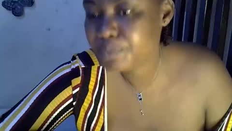 Snapshot of sexxy_mish chatting on 10/11/25, 04:12 sexxy_mish online show from 10/11/25, 04:12