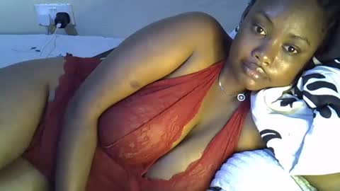 Snapshot of sexxy_mish chatting on 10/14/25, 06:42 sexxy_mish online show from 10/14/25, 06:42