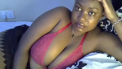 Snapshot of sexxy_mish chatting on 11/11/25, 05:29 sexxy_mish online show from 11/11/25, 05:29