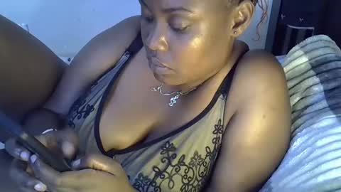 Snapshot of sexxy_mish chatting on 11/17/25, 07:58 sexxy_mish online show from 11/17/25, 07:58