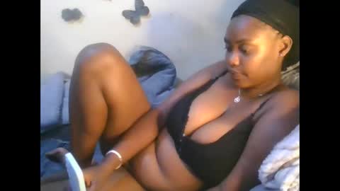 Snapshot of sexxy_mish chatting on 02/11/26, 03:22 sexxy_mish online show from 02/11/26, 03:22