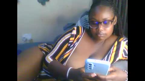 Snapshot of sexxy_mish chatting on 04/14/26, 06:19 sexxy_mish online show from 04/14/26, 06:19