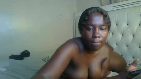 Sexxy surphire online show from 09/12/25, 02:00