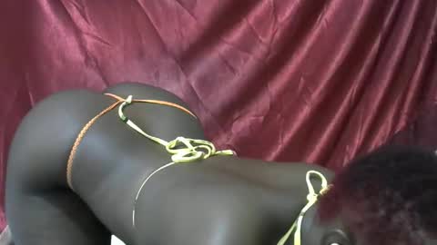 Snapshot of sexxy_veee chatting on 10/09/25, 06:17 sexxy_veee online show from 10/09/25, 06:17