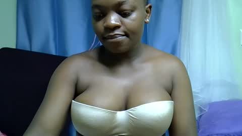 African Queen online show from 04/11/26, 12:48