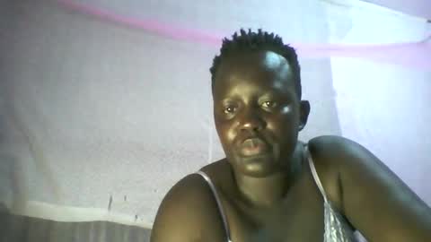 Snapshot of sexxychris123 chatting on 05/16/26, 01:10 24 online show from 05/16/26, 01:10
