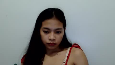 Snapshot of sexxygirll20 chatting on 07/06/26, 03:03 Hi im jenny online show from 07/06/26, 03:03