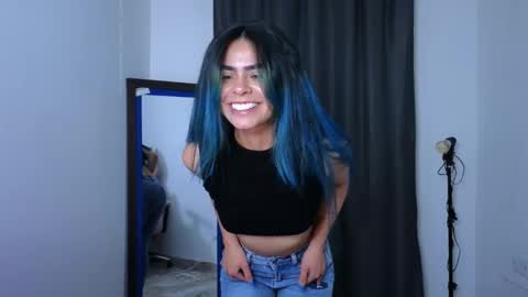 Snapshot of sexxylady__ chatting on 10/24/25, 12:52 Angie online show from 10/24/25, 12:52