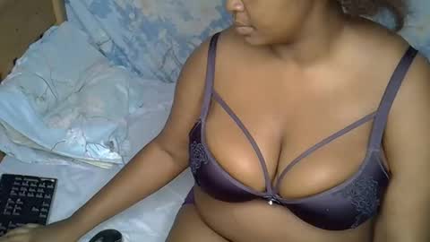 Snapshot of sexxyneil chatting on 09/12/25, 07:47 sexxyneil online show from 09/12/25, 07:47