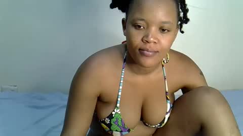 sexxythea_ online show from 10/11/25, 07:45