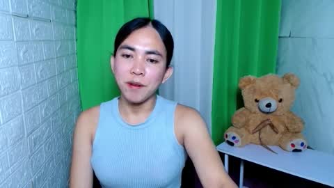 Jessica online show from 10/23/25, 08:18