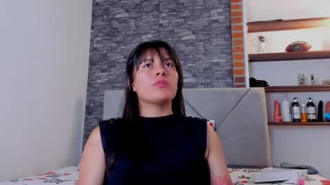 Sexxy-Couple online show from 05/13/26, 08:16