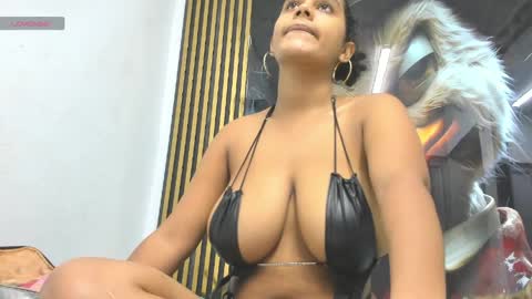 Snapshot of sexy78michell chatting on 04/11/26, 04:50 sexy78michell online show from 04/11/26, 04:50