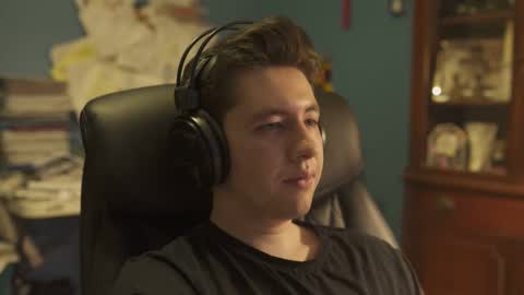 Snapshot of sexy98165 chatting on 09/17/25, 06:37 sexy98165 online show from 09/17/25, 06:37