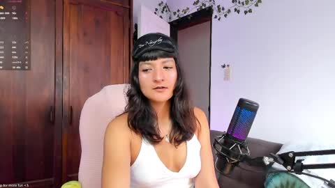Snapshot of sexy__emma chatting on 03/29/26, 08:31 sexy__emma online show from 03/29/26, 08:31